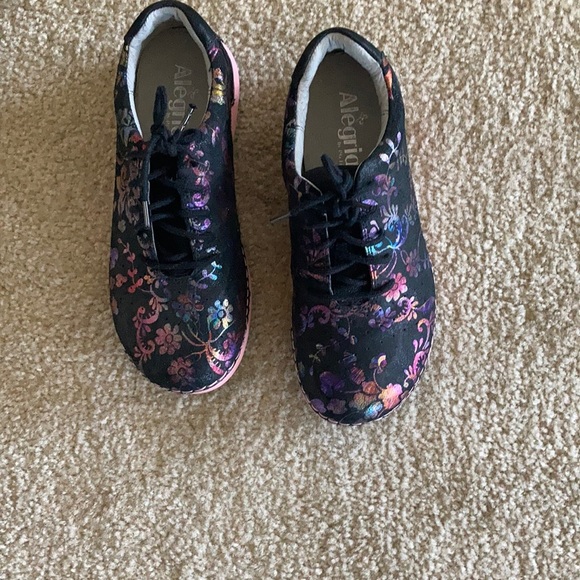 alegria tennis shoes